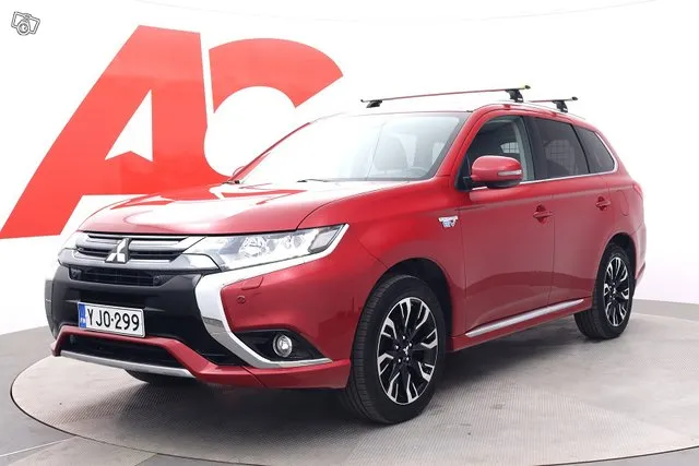 Mitsubishi Outlander Intense+ 4WD 5P - / 1-OMISTJA / TÄYDE MERK HUOLTOKIRJA / KOUKKU / LOHKO JA SISÄP / TUTKAT / PKAMERA / Image 1