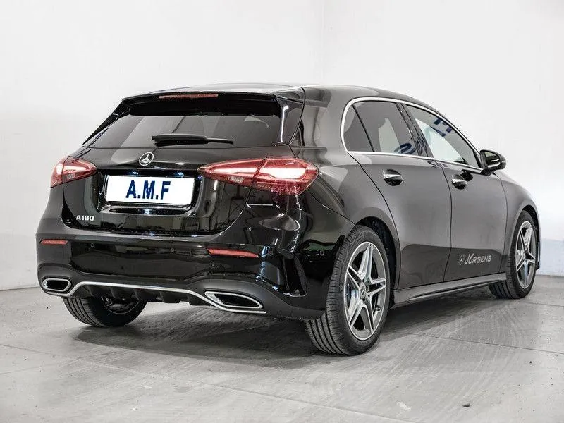 MERCEDES BENZ Classe A A 180 Automatic Premium AMG Line Image 3